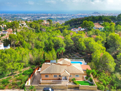 Villa in Alicante - view 1