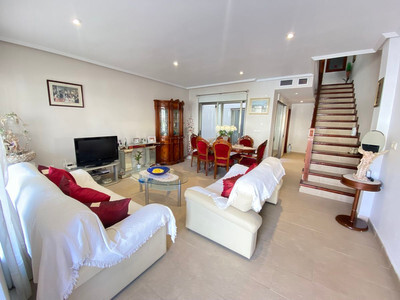 House in Alicante - view 1