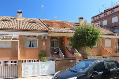 House in Torre de la Horadada - view 1