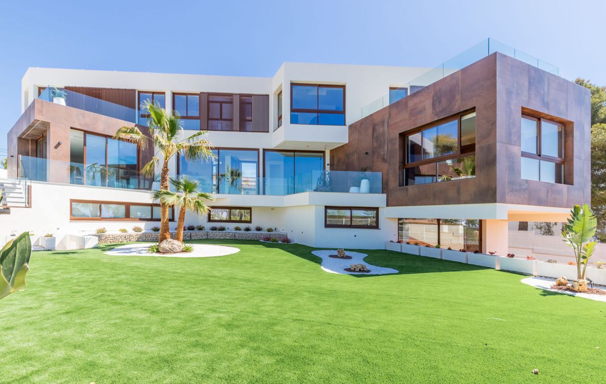 Villa in San Juan de Alicante - view 1