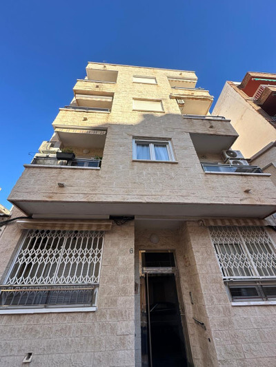 Apartment in Alicante - view 1