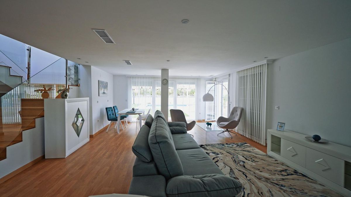 House in San Juan de Alicante - view 1