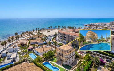 Villa in Urbanizacion los Balcones - view 1