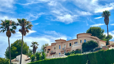 Villa in Alicante - view 1