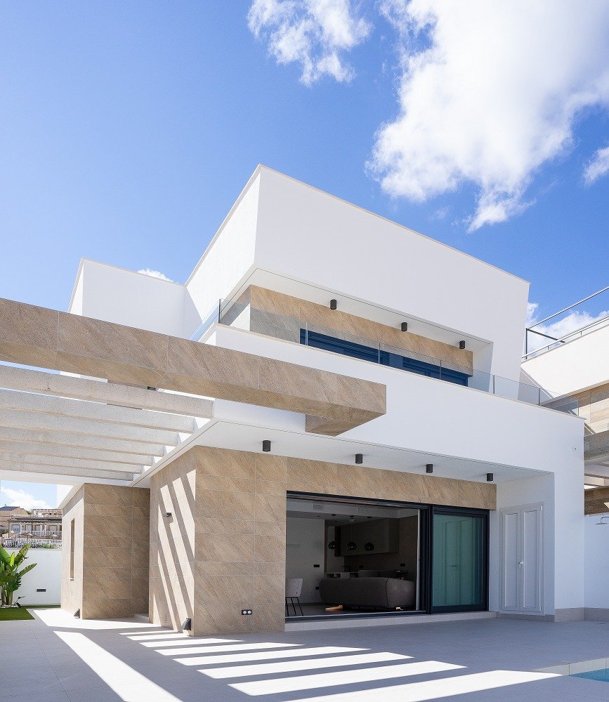 Villa in Alicante - view 1