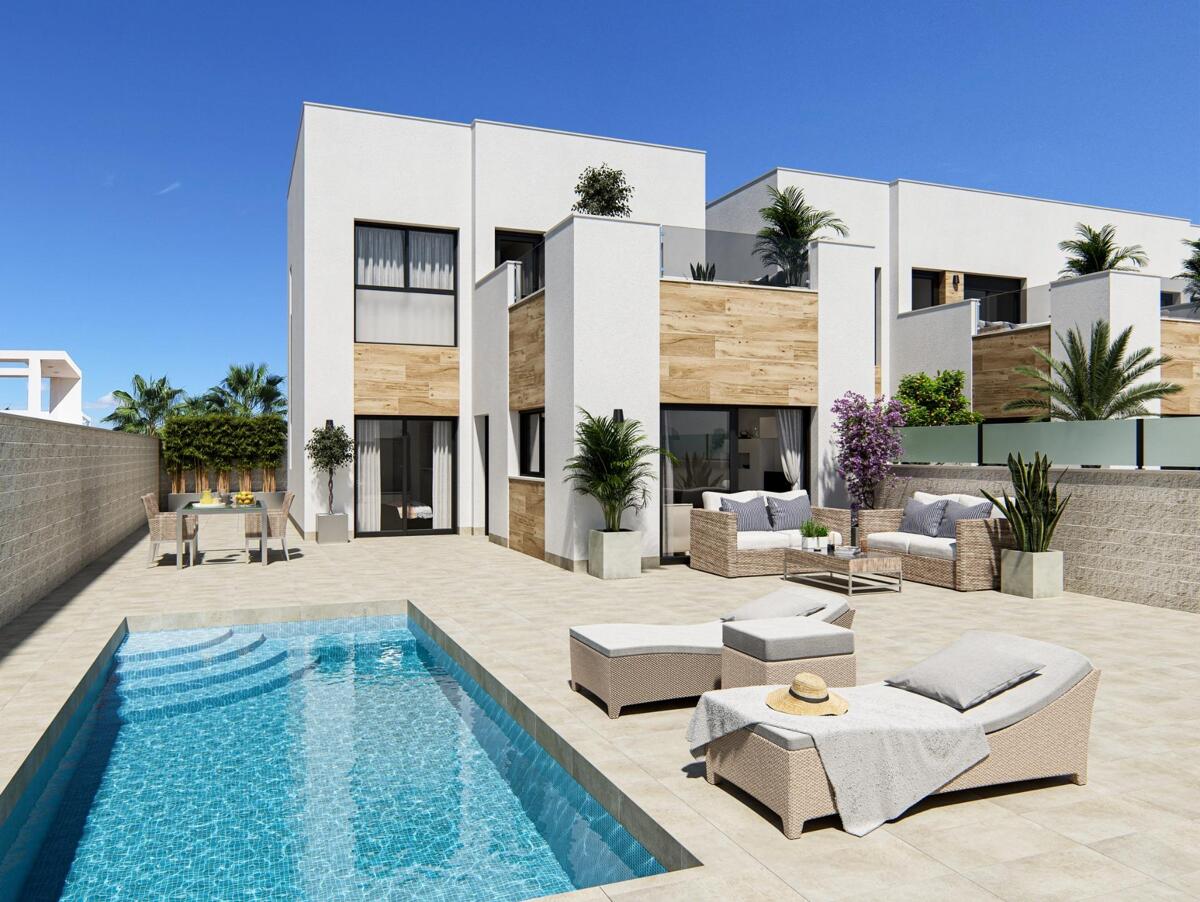 Villa in Alicante - view 1