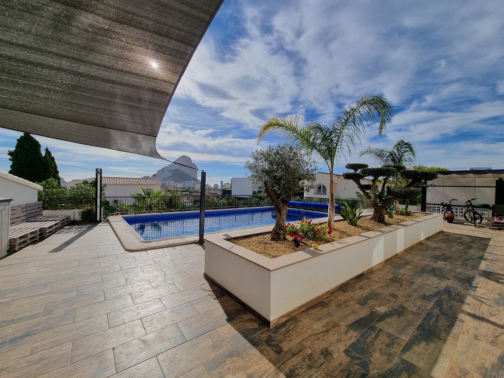 Villa in San Juan de Alicante - view 1