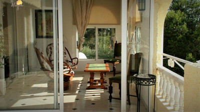 House in Alicante - view 1