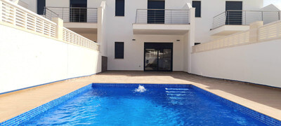 House in Vergel - view 1