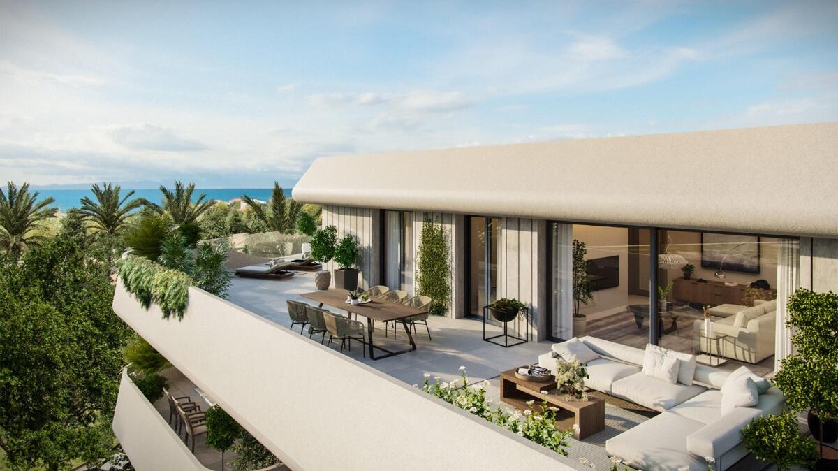 Penthouse in Marbella Del Este - view 1