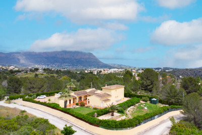 Villa in San Juan de Alicante - view 1