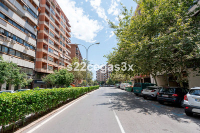 Apartment in Alicante - view 1