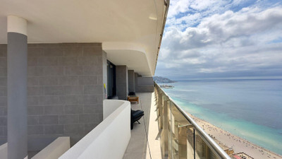 Penthouse in Alicante - view 1