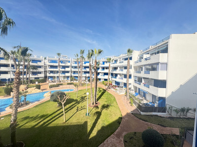 Apartment in Urbanizacion los Balcones - view 1