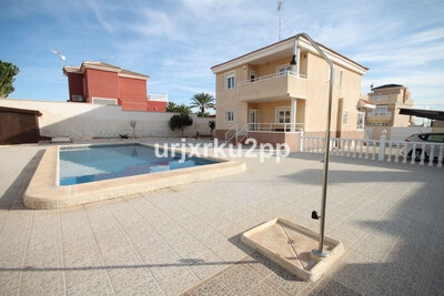Villa in Albacete - view 1
