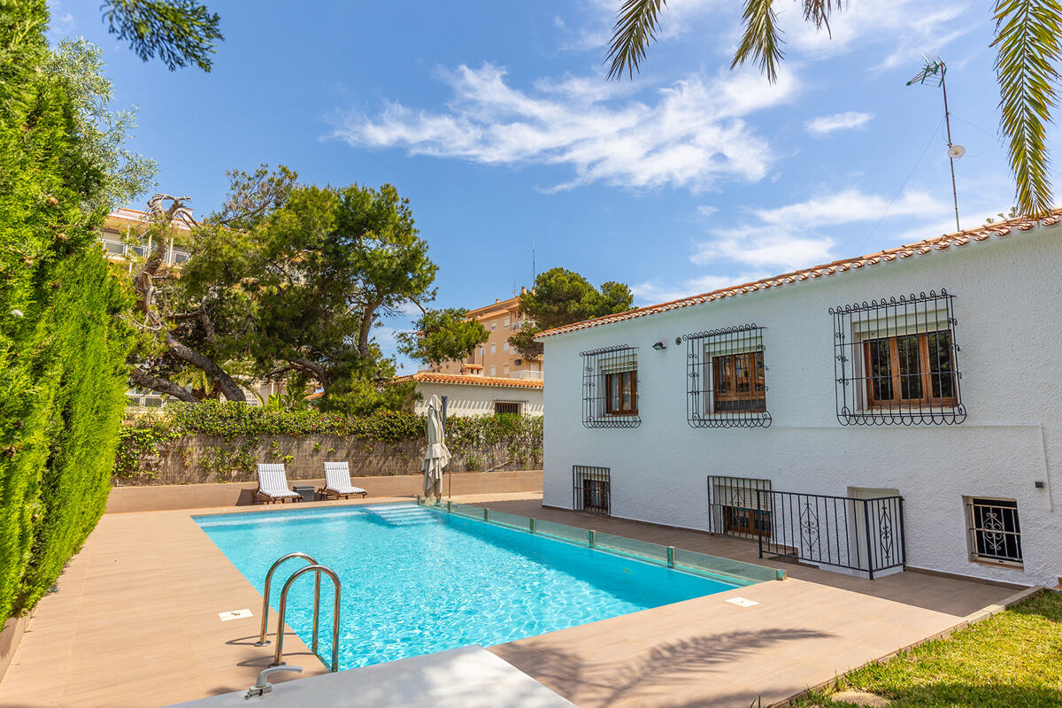 Villa in Torrevieja - view 1