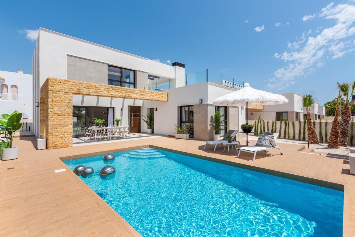 Villa in Ciudad Quesada - view 1