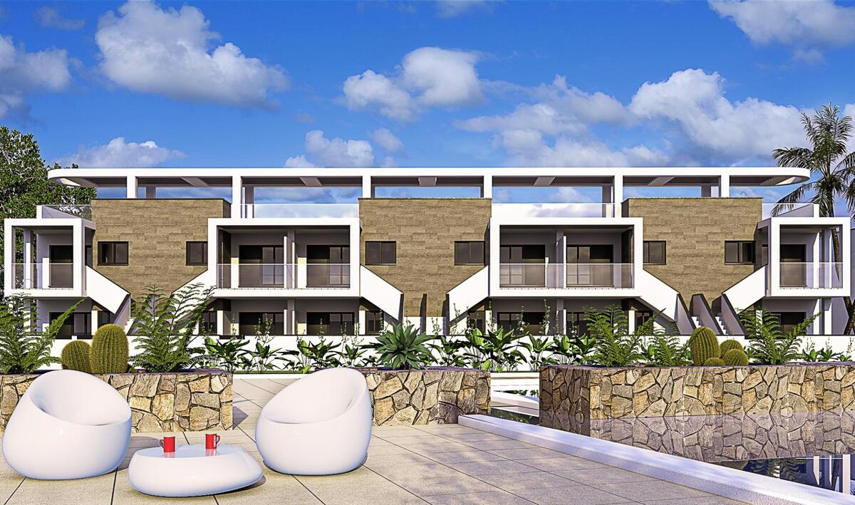 House in Alicante - view 1