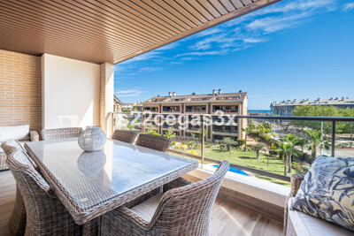 Penthouse in Alicante - view 1