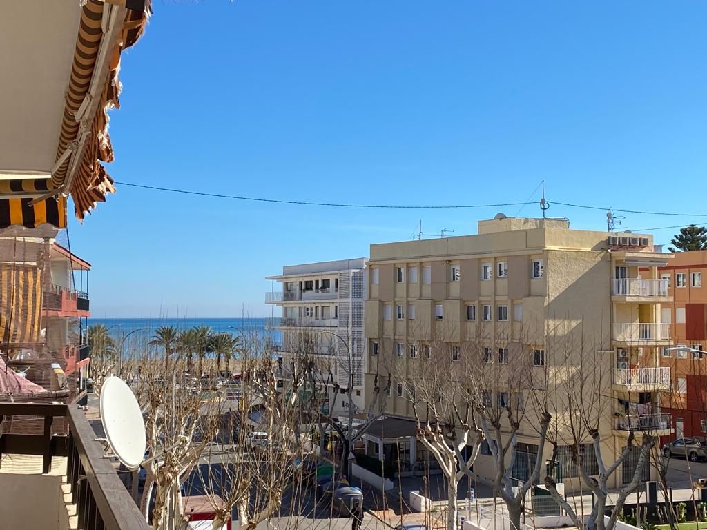 Apartment in Alicante - view 1