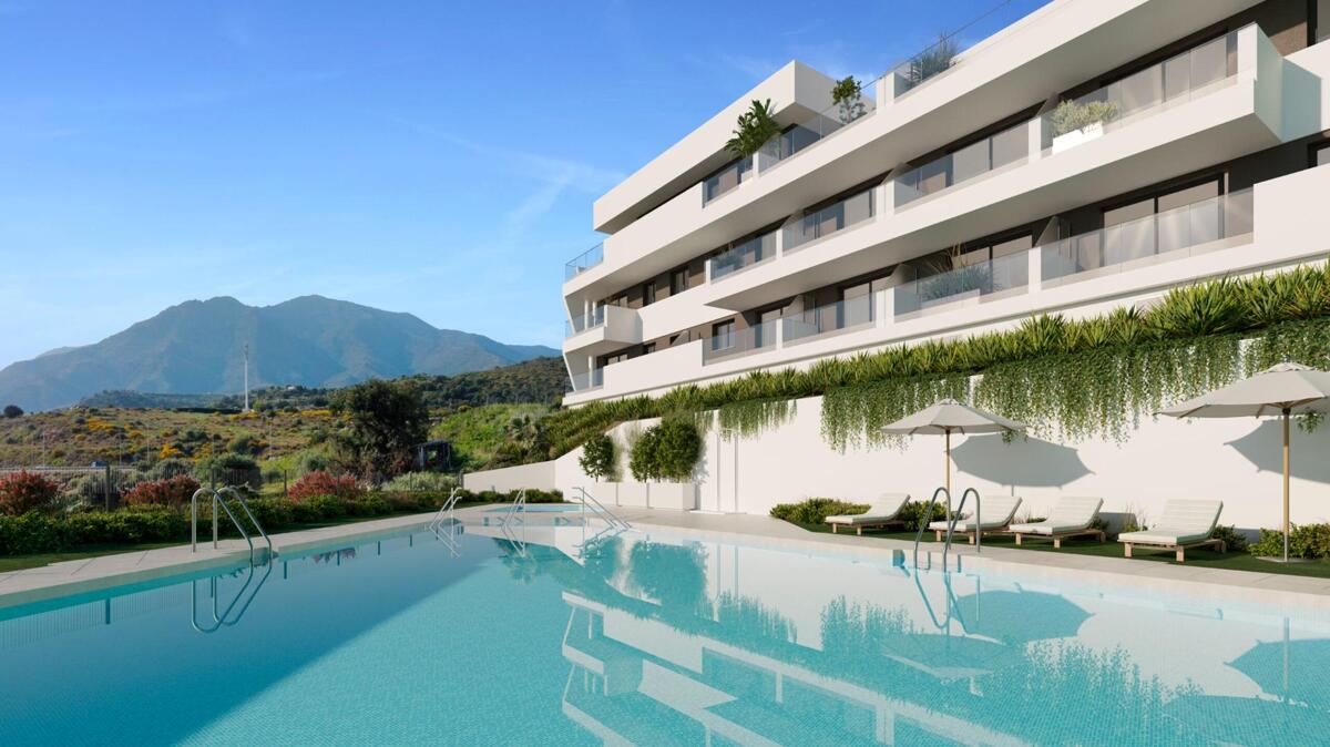 Apartment in Estepona - view 1