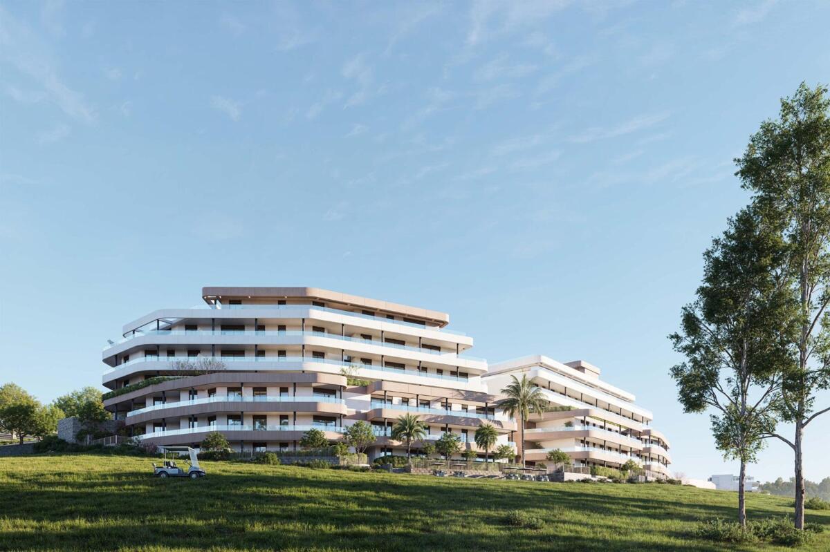 House in Estepona - view 1