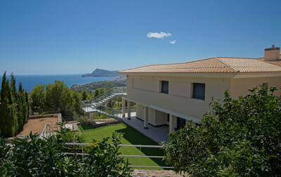 Villa in Alicante - view 1