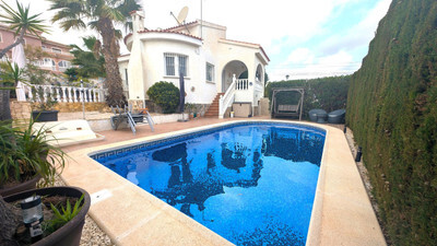 Villa in Ciudad Quesada - view 1
