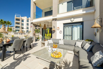 Apartment in Villamartin - view 1