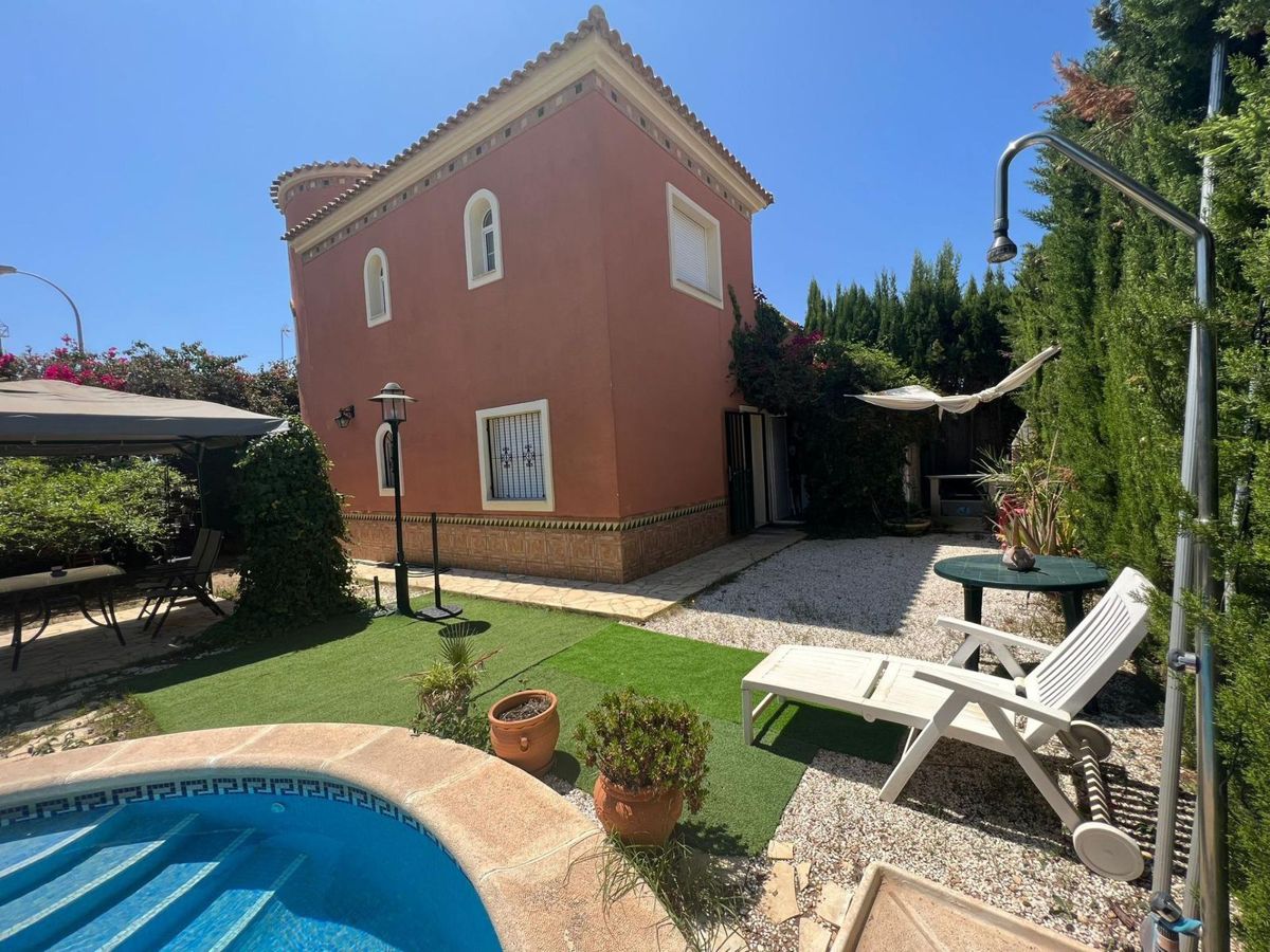 House in San Juan de Alicante - view 1