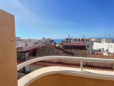 Penthouse in Alicante - view 1