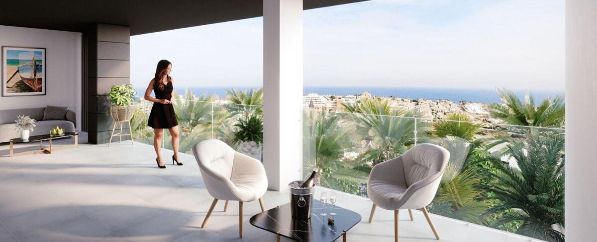Penthouse in Alicante - view 1