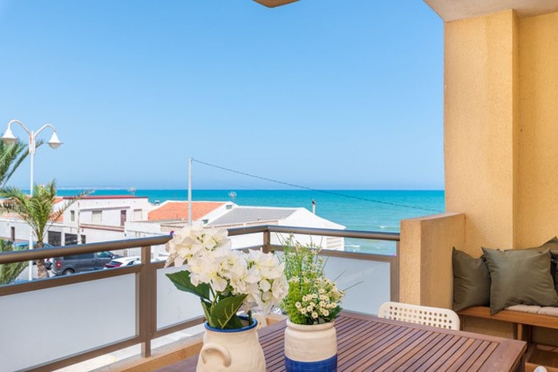Apartment in Guardamar del Segura - view 1