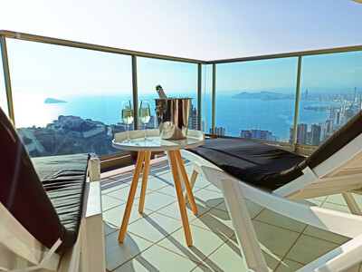 Apartment in Alicante - view 1
