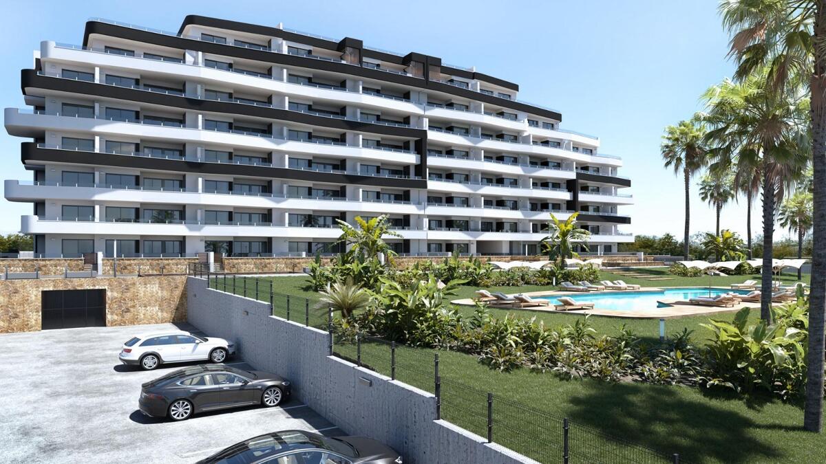 Penthouse in Alicante - view 1