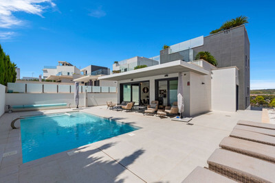 Villa in Urbanizacion los Balcones - view 1