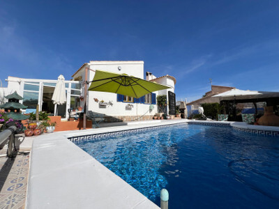 Villa in San Juan de Alicante - view 1