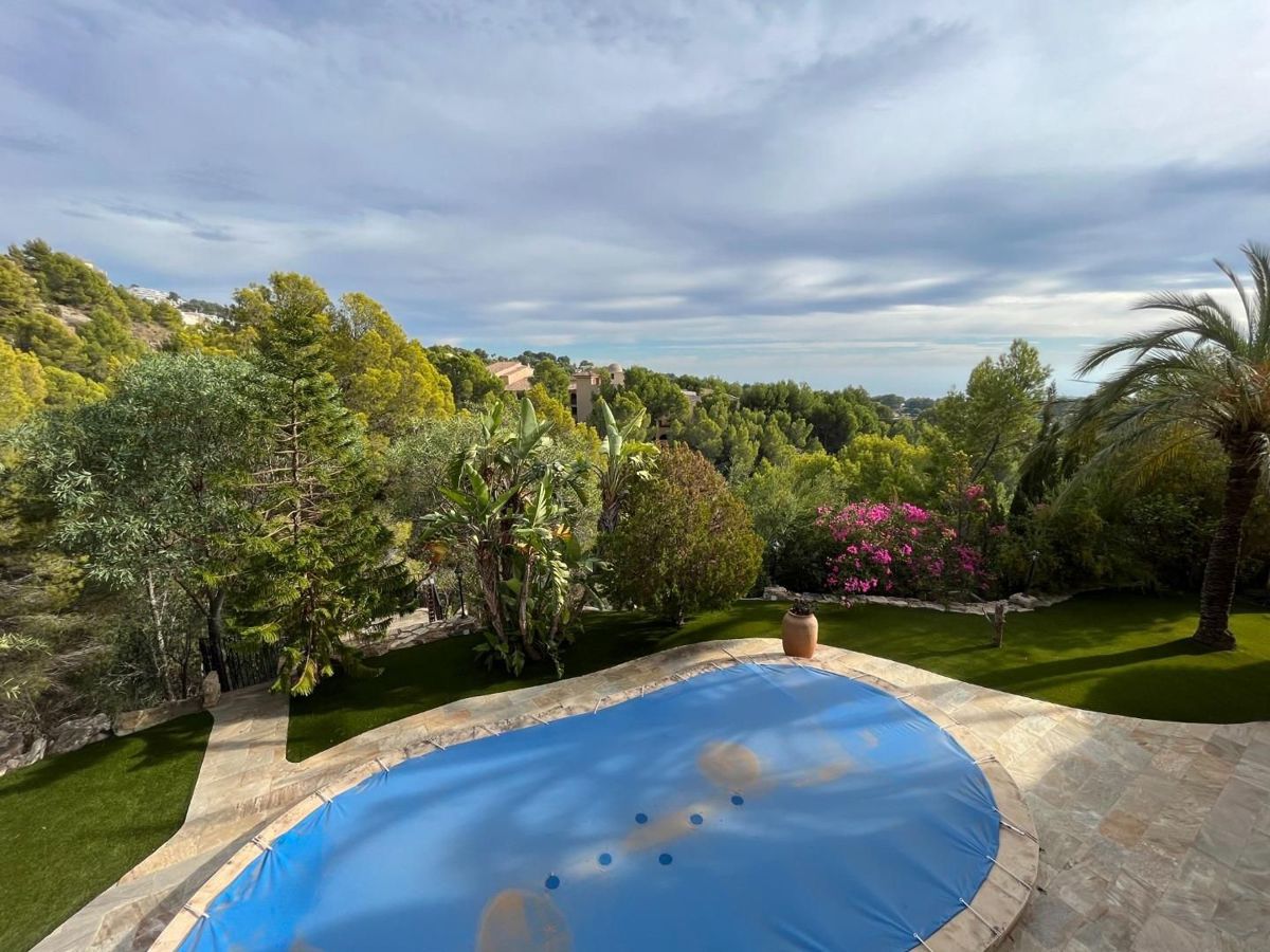 House in Alicante - view 1