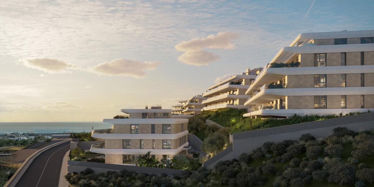 House in Estepona - view 1