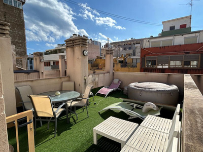 Apartment in Alicante - view 1
