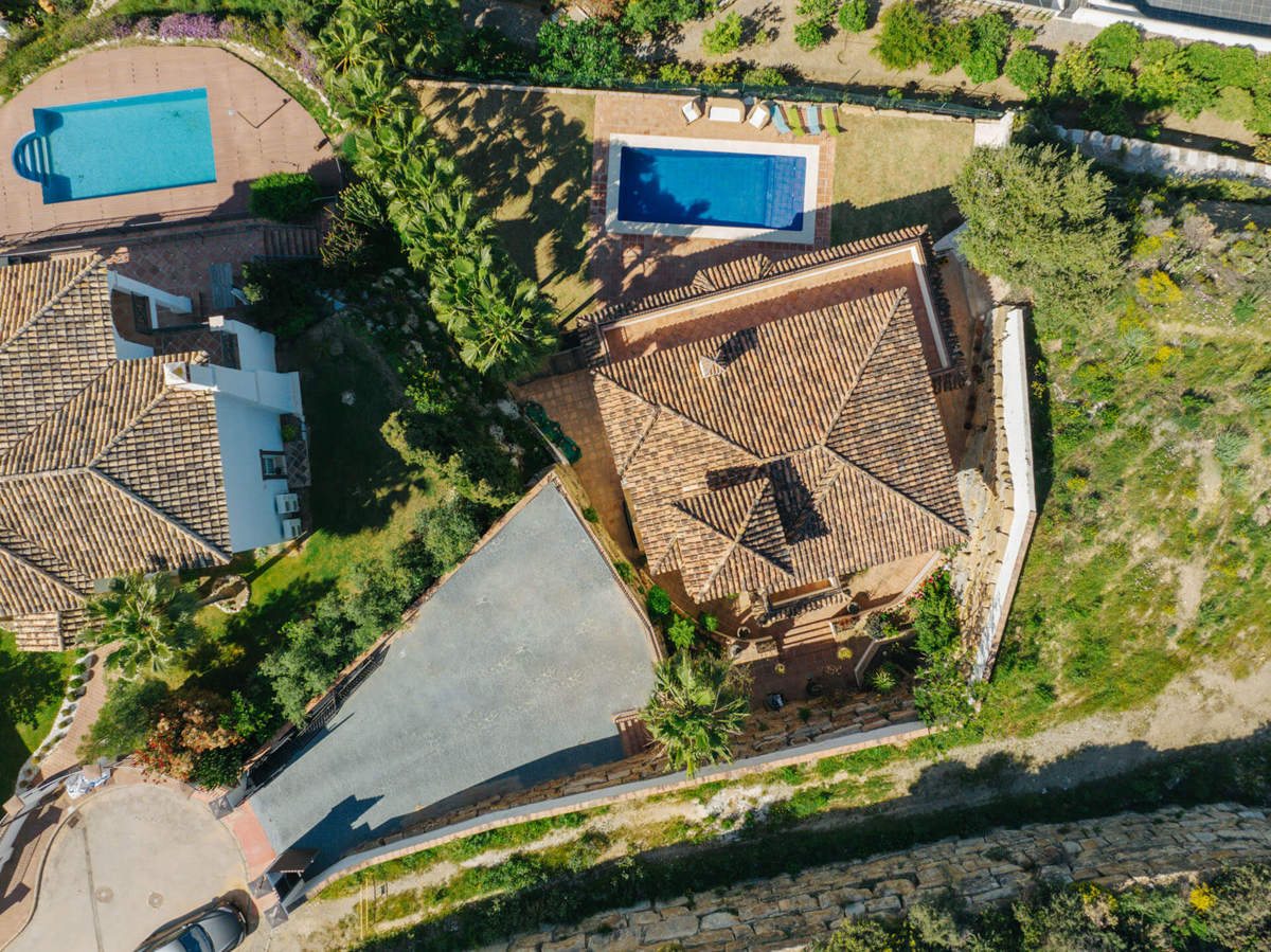 Villa in Malaga - view 1