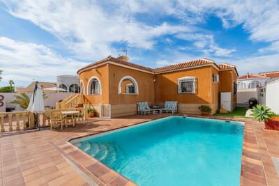 Villa in Ciudad Quesada - view 1