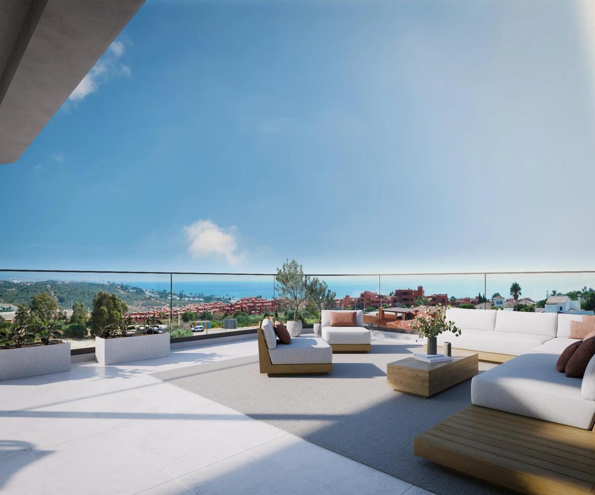 Penthouse in Estepona - view 1