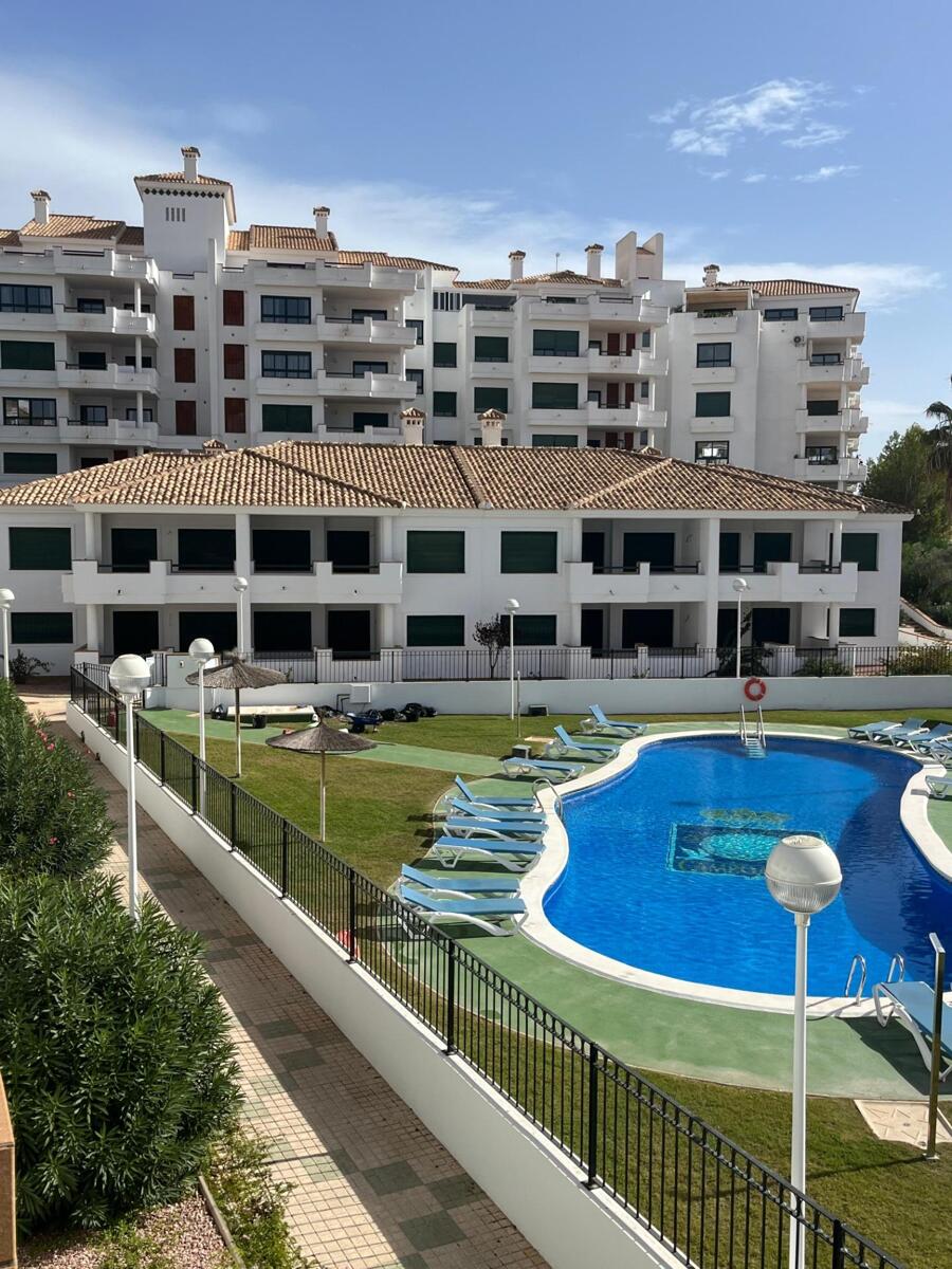 Apartment in Urbanizacion los Balcones - view 1