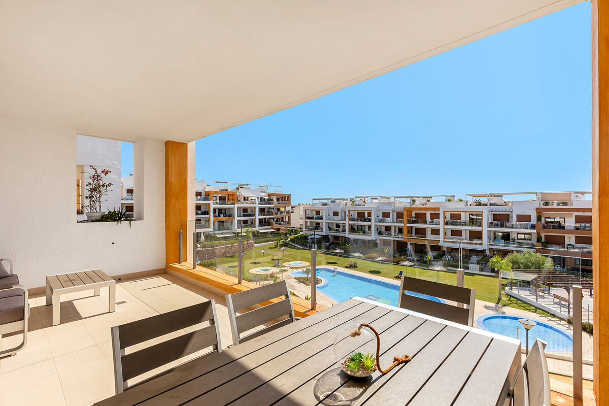 Apartment in Alicante - view 1
