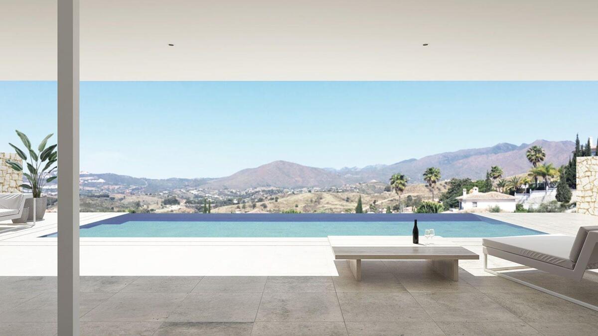Villa in Malaga - view 1