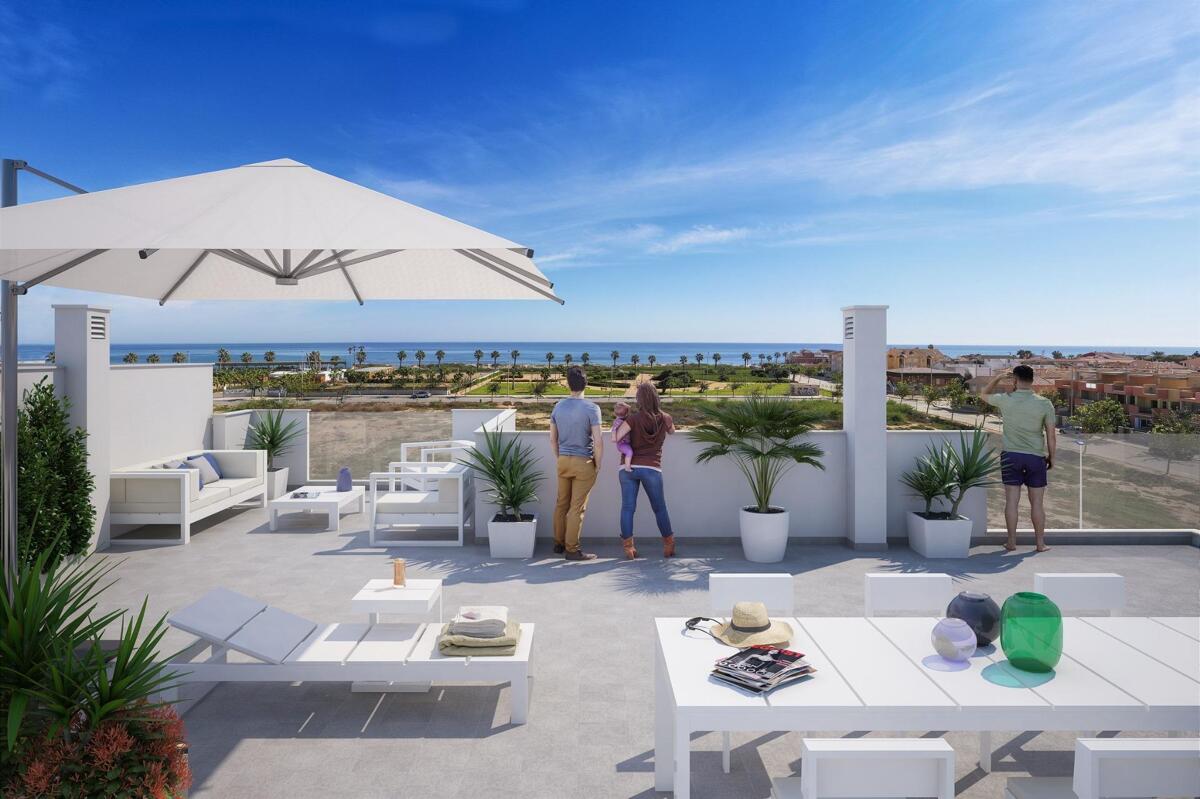 House in Alicante - view 1