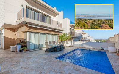 Villa in Villamartin - view 1