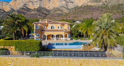 Villa in Javea - view 1