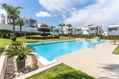 Apartment in Punta Prima - view 1